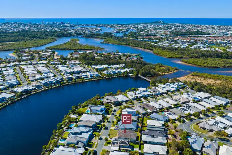 24 Lamatia Drive