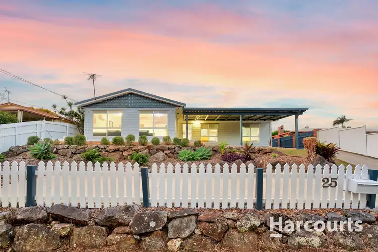 25 Strathallen Drive, Boronia Heights QLD 4124