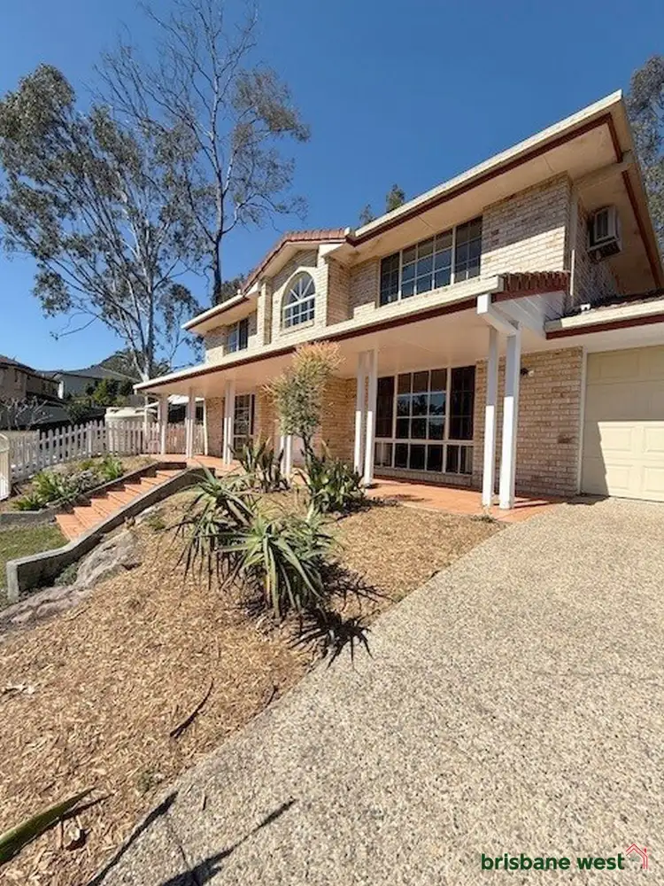 6 Hart Court, Brookfield QLD 4069