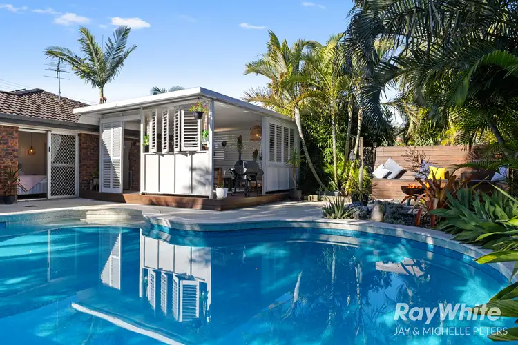 17 Shea Street, Scarborough QLD 4020