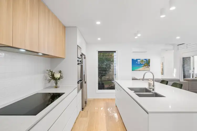 4 Quail Court, Bokarina QLD 4575