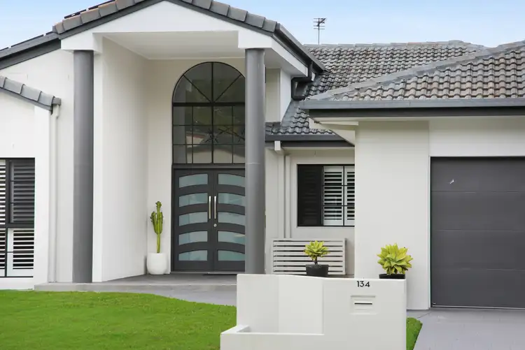 134 Camberwell Circuit, Robina QLD 4226