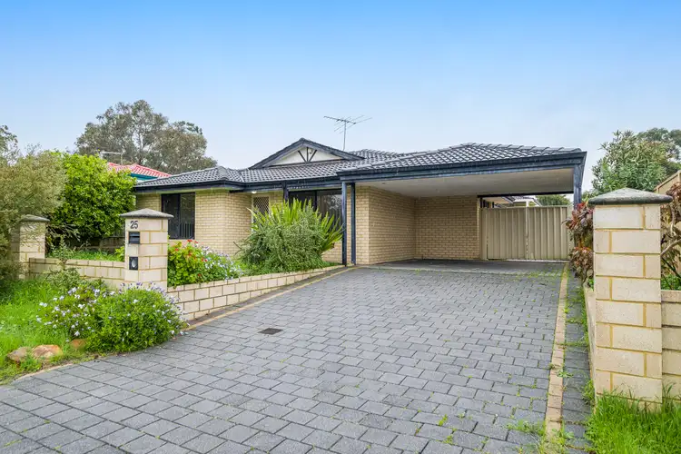 25 Scanlon Way, Lockridge WA 6054