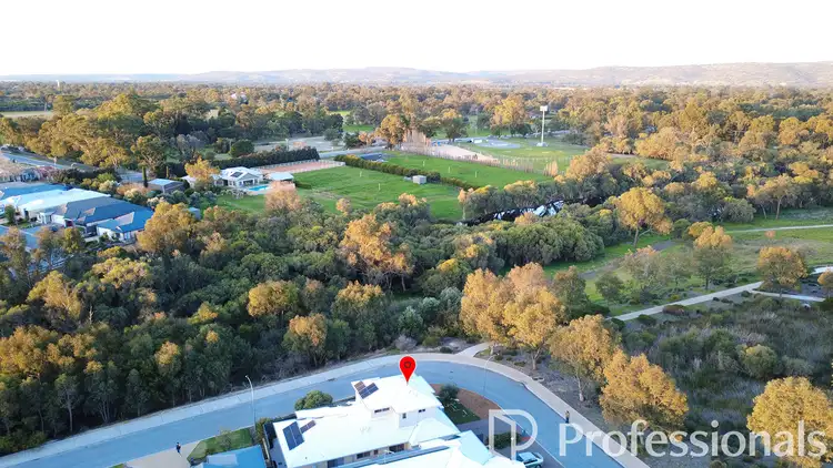 6 Dovestone Road, Aveley WA 6069