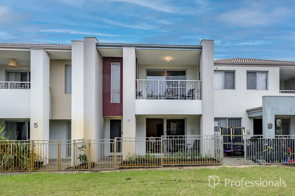 Main view of Homely house listing, 6/22 Scrubwren Circuit, Alkimos WA 6038