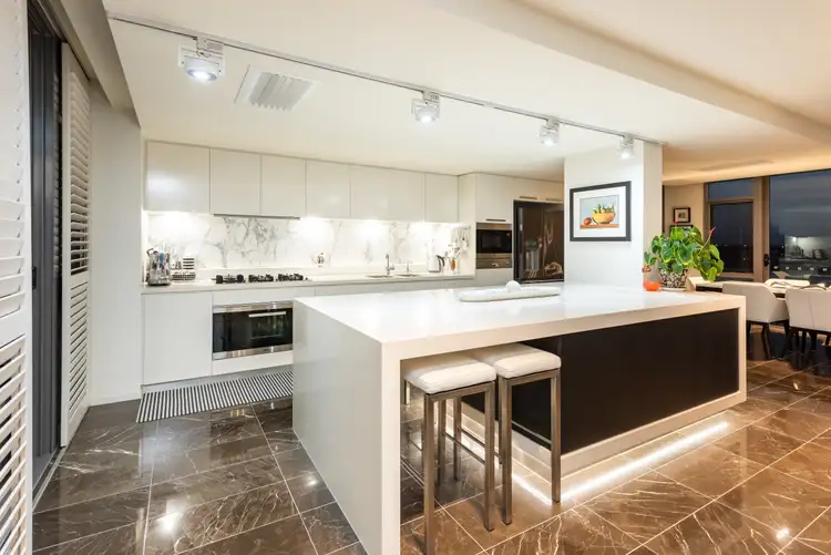 31701 Ephraim Island, Paradise Point QLD 4216