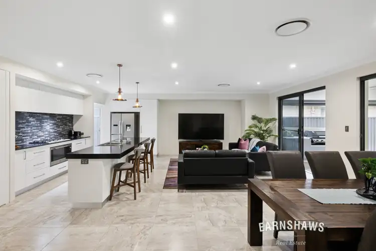 19 Freeman View, Bushmead WA 6055