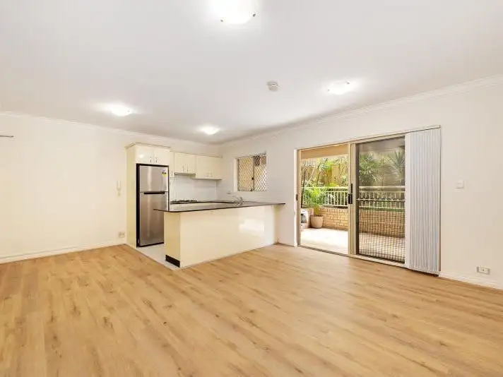 Third view of Homely apartment listing, 7/52-54 Boronia Street, Kensington NSW 2033
