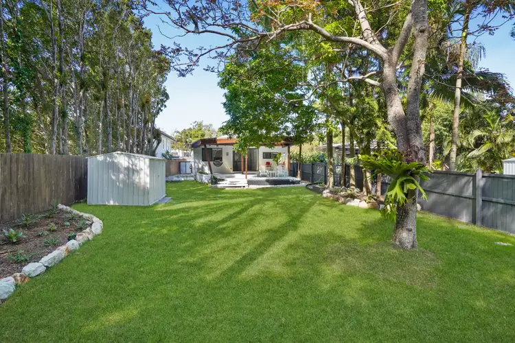5 Musgrave Avenue, Labrador QLD 4215