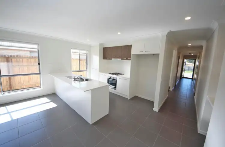 29 Midgley Street, Dakabin QLD 4503