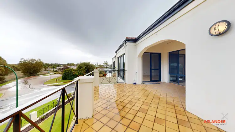 4/236 Burke Drive, Attadale WA 6156