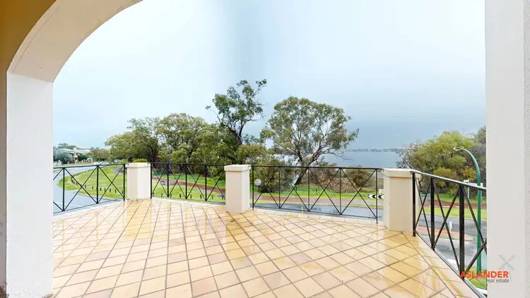 4/236 Burke Drive, Attadale WA 6156