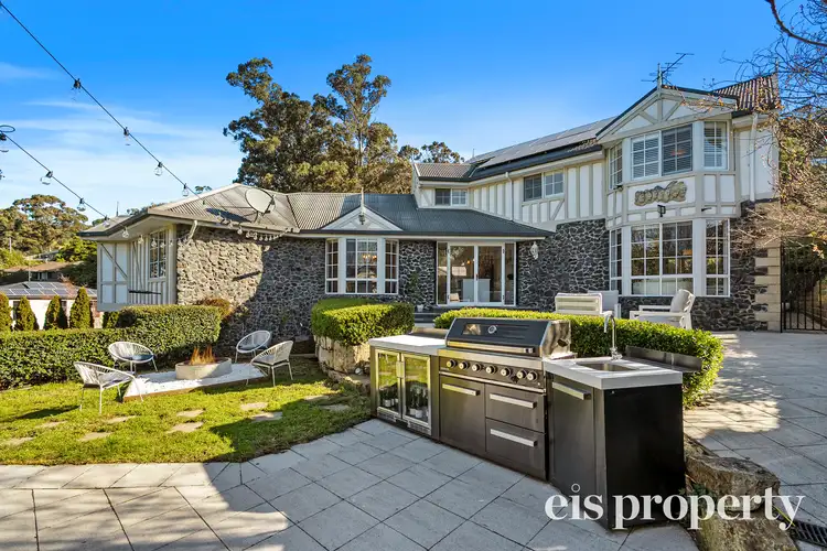 52 Delta Avenue, Taroona TAS 7053