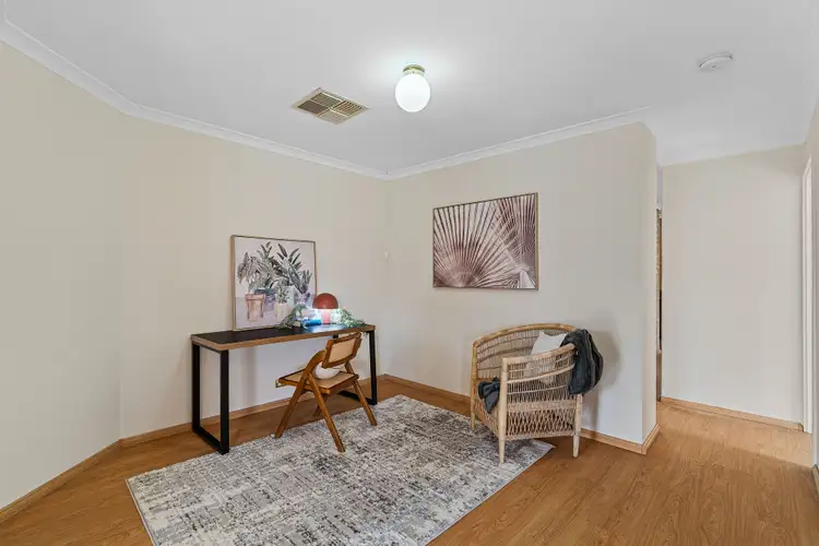 Sixth view of Homely house listing, 5 Monclair Court, Meadow Springs WA 6210