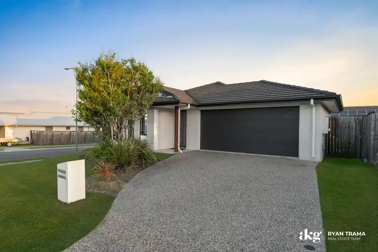 22 Skelbrook Road, Park Ridge QLD 4125