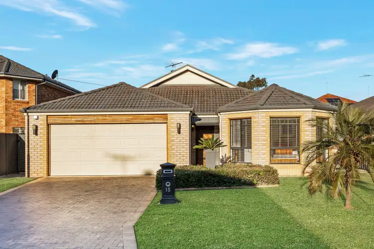 15 Dee Close, Prestons NSW 2170