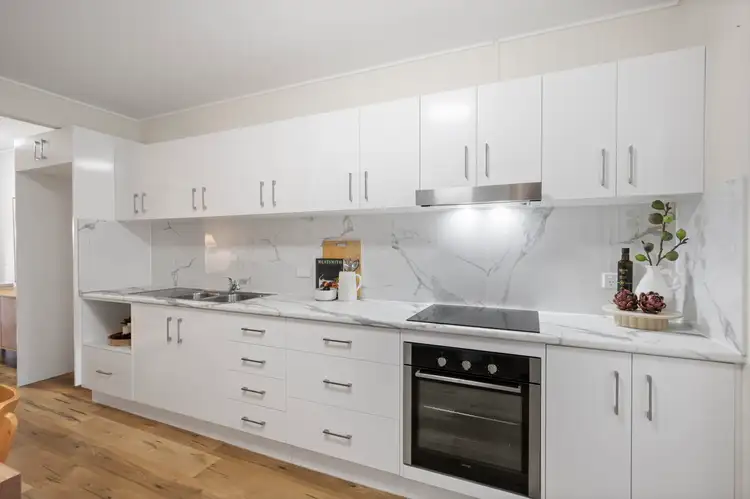 Fourth view of Homely unit listing, 2/5 Hugh Street, West End QLD 4810