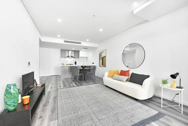 4 Sandbanks Avenue