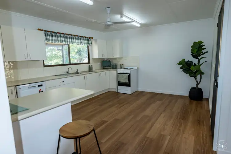 65 John Taylors Road, Gayndah QLD 4625