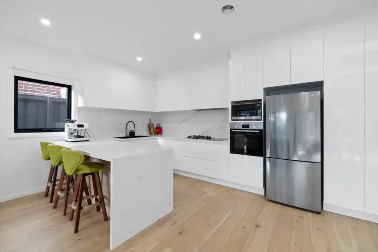 Second view of Homely townhouse listing, 2/7 Clairmont Ave, Bentleigh VIC 3204