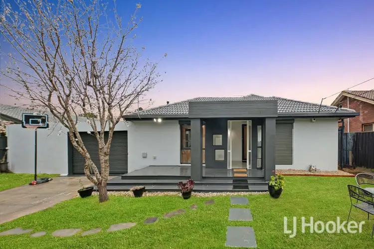 24 Fraser Street, Melton South VIC 3338