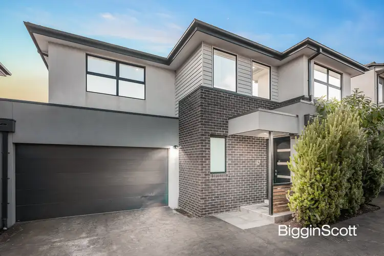 2/6 Sunhill Road, Templestowe Lower VIC 3107
