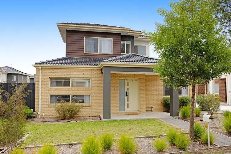 11B Commercial Road, Ferntree Gully VIC 3156