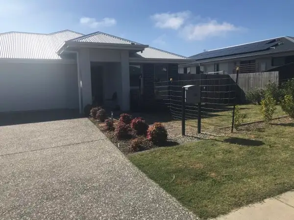25 Messmate Place, Spring Mountain QLD 4300