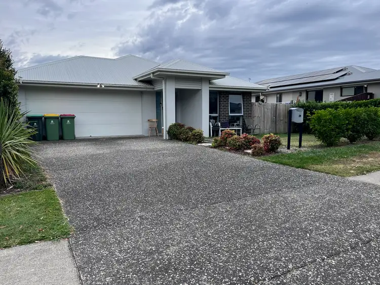 25 Messmate Place, Spring Mountain QLD 4300