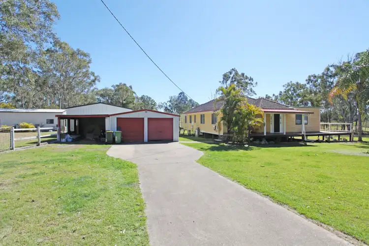 4 Lake Street, Atkinsons Dam QLD 4311