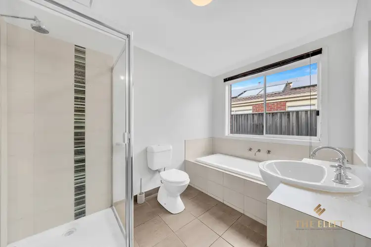 Fifth view of Homely house listing, 18 Sinclair Crescent, Tarneit VIC 3029
