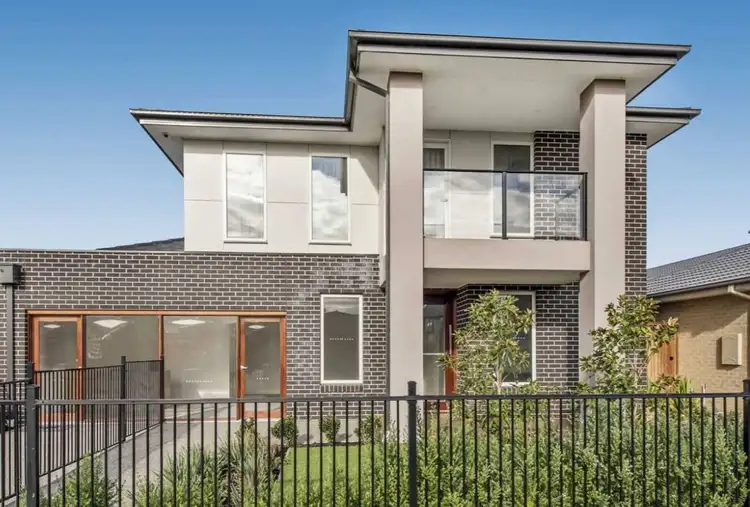 13 Tallrush Street, Clyde North VIC 3978
