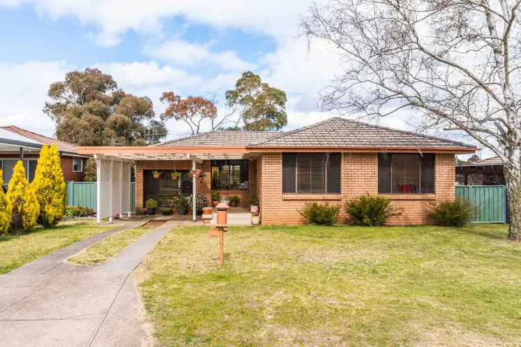19 Anzac Place, Orange NSW 2800