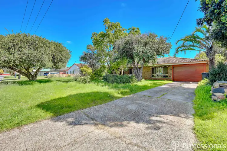 11 Penhurst Court, Thornlie WA 6108