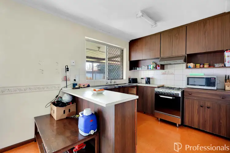 Sixth view of Homely house listing, 11 Penhurst Court, Thornlie WA 6108