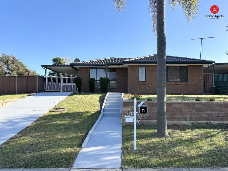 71 Eschol Park Drive, Kearns NSW 2558