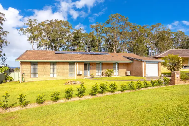 18 Magnolia Crescent, Taree NSW 2430