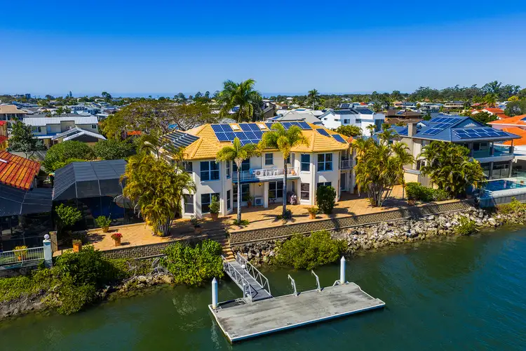 82-84 Tradewinds Avenue, Paradise Point QLD 4216