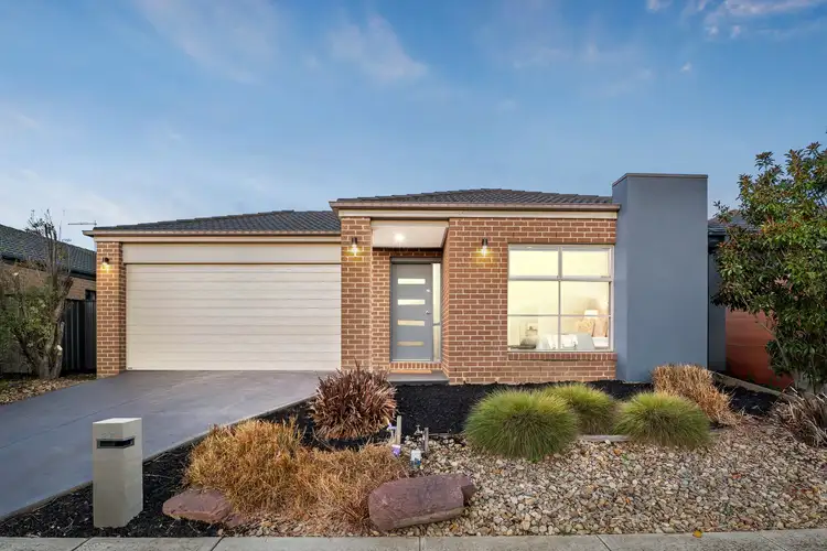 27 Connewara Crescent