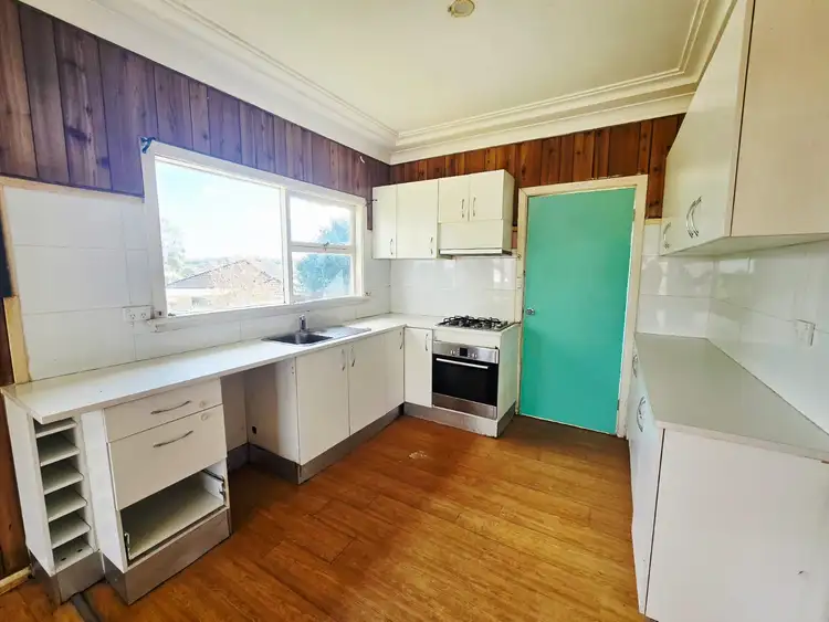 Fifth view of Homely house listing, 432 Seven Hills Road, Seven Hills NSW 2147