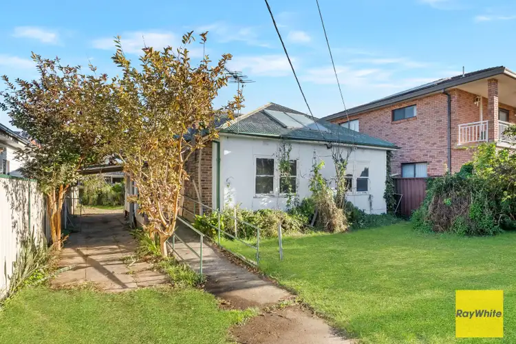 52 Buckingham Street, Canley Heights NSW 2166
