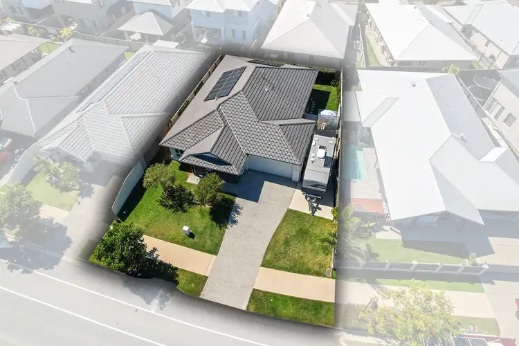 116 Lakeview Promenade, Newport QLD 4020
