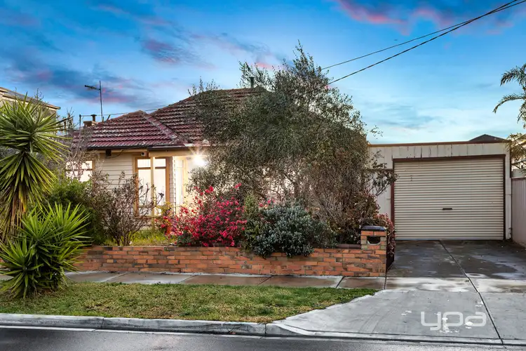 73 Oberon Avenue, St Albans VIC 3021