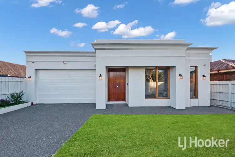 27 Wills Road, Melton South VIC 3338