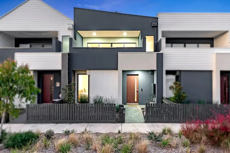 13 Guell Lane, Clyde North VIC 3978