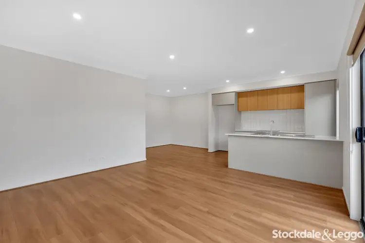 Fifth view of Homely house listing, 7 Renee Street, Sunbury VIC 3429