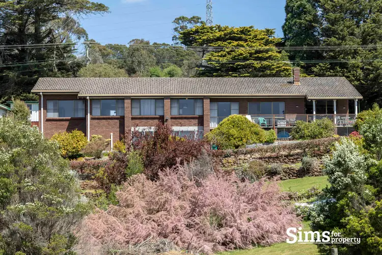 16 Rosevears Drive, Lanena TAS 7275