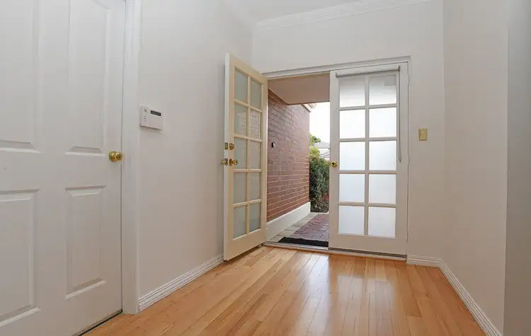 Second view of Homely house listing, 113 Glen Iris Drive, Jandakot WA 6164