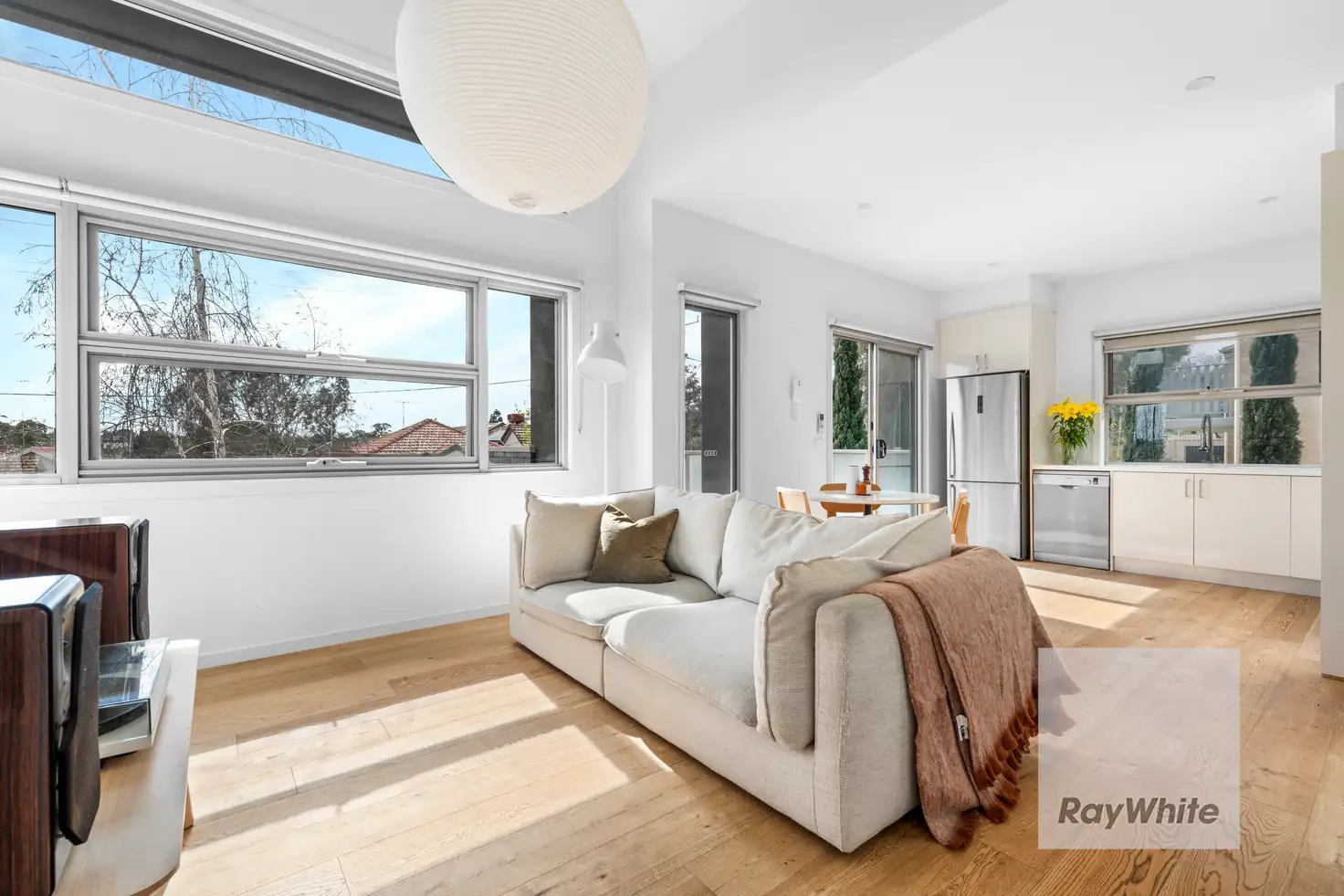 Main view of Homely townhouse listing, 1/553 Murray Road, Preston VIC 3072