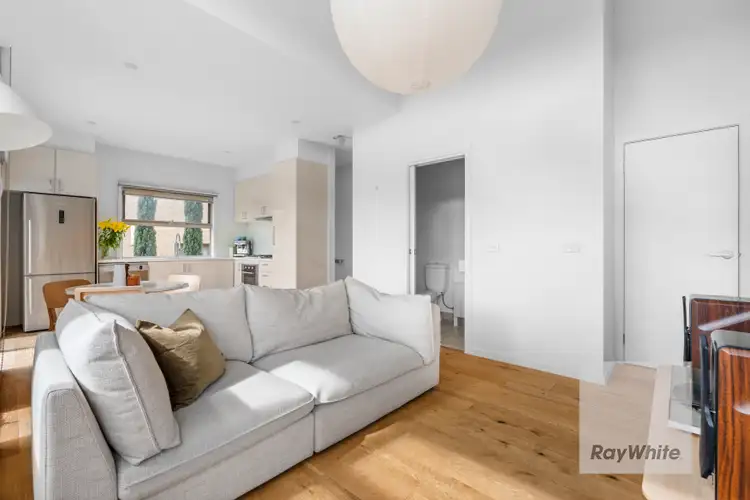 Sixth view of Homely townhouse listing, 1/553 Murray Road, Preston VIC 3072